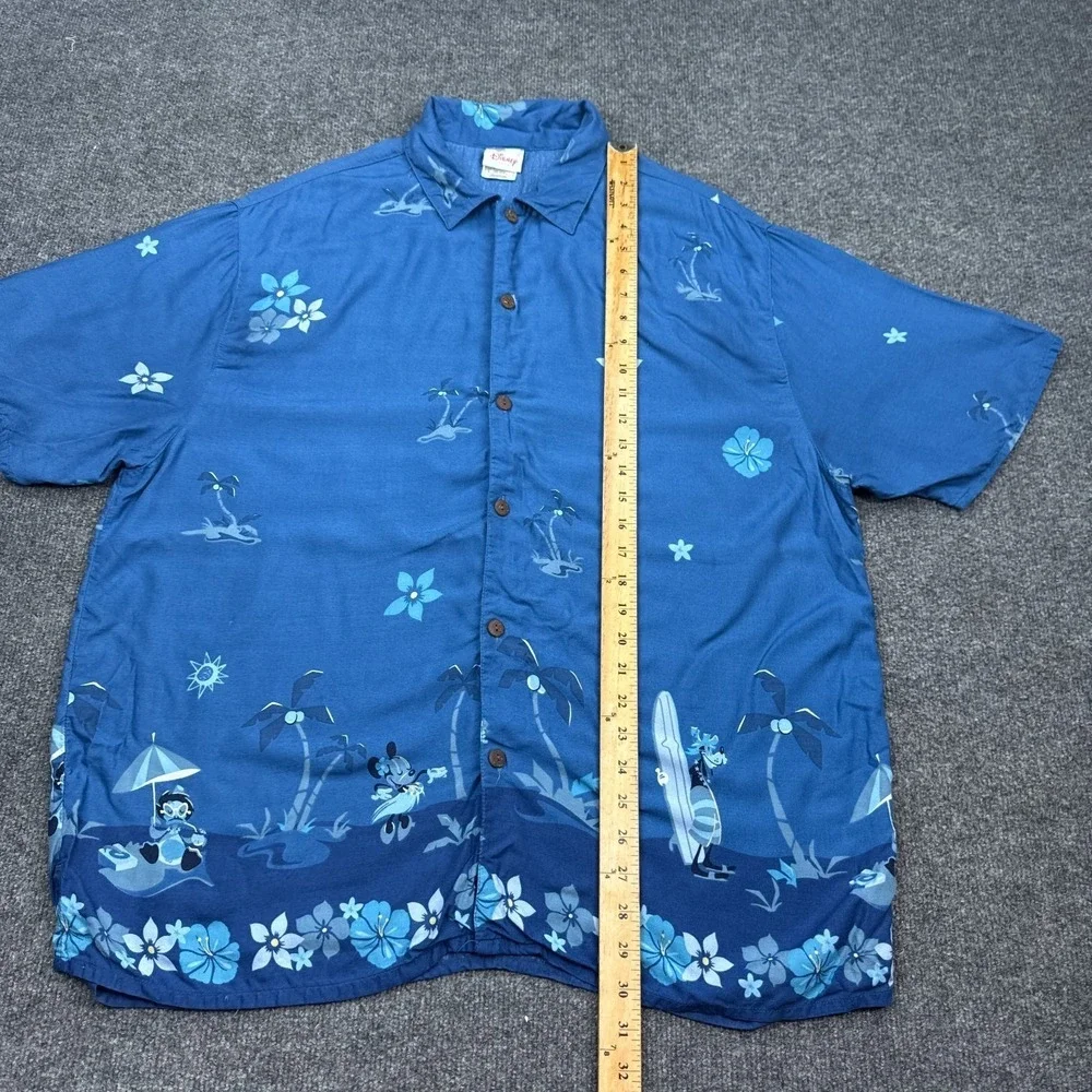 Disney Hawaiian Shirt Mens Size Large Blue AOP Button Up Donald Goofy‎ Minnie